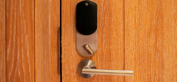 Automatic Locking Door Knob Turlock